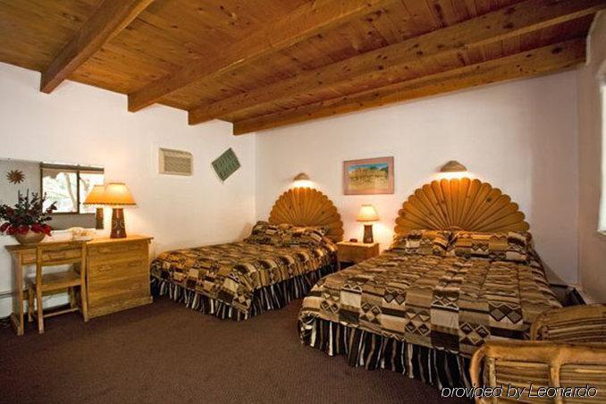 Sun God Lodge เทาส์ ห้อง รูปภาพ