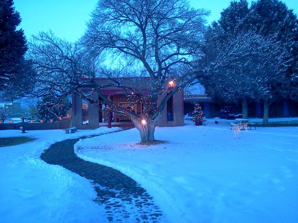 Sun God Lodge เทาส์ ภายนอก รูปภาพ